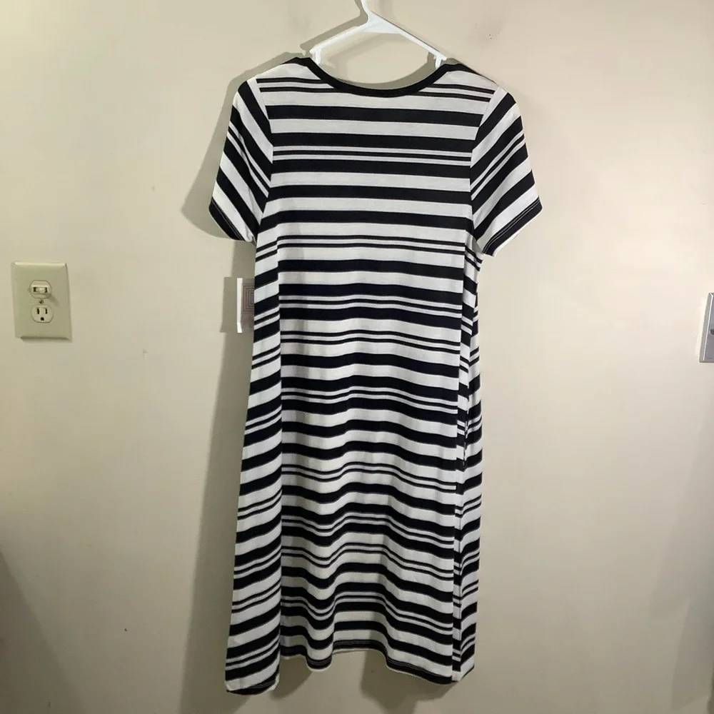 Lularoe Jessie Stripe Midi Comfy with Pockets - Picture 4 of 6